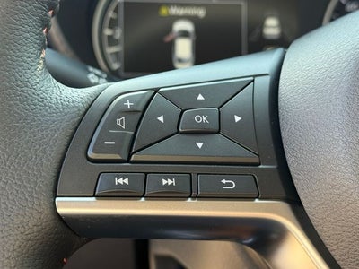 2025 Nissan Versa 1.6 SR