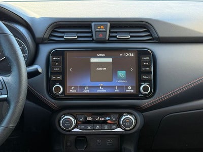 2025 Nissan Versa 1.6 SR