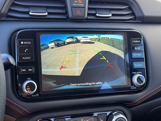 2025 Nissan Versa 1.6 SR