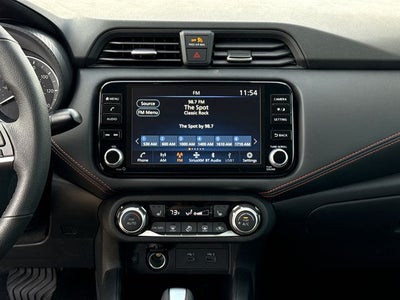 2025 Nissan Versa 1.6 SR