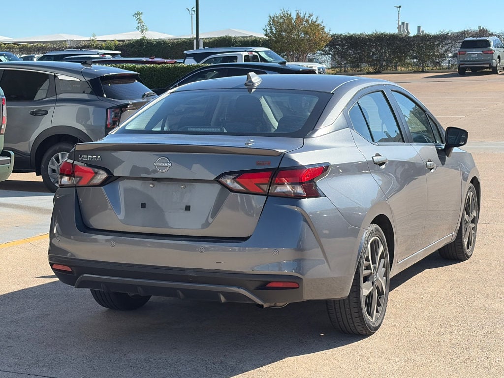 2024 Nissan Versa 1.6 SR
