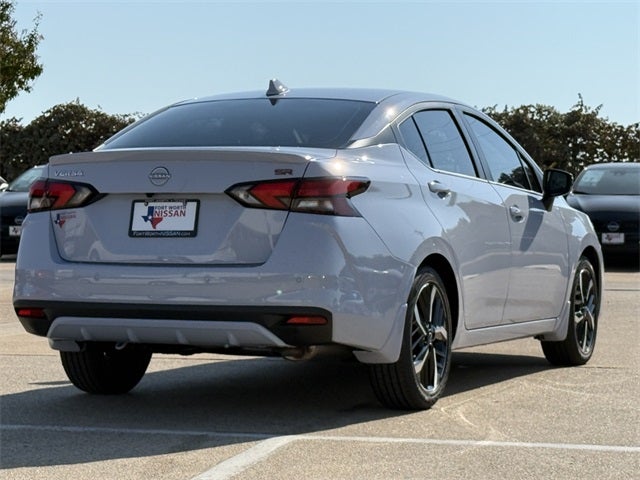 2025 Nissan Versa 1.6 SR