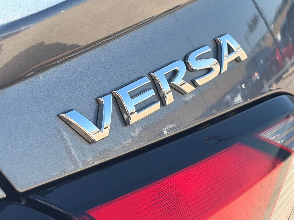 2024 Nissan Versa 1.6 SR
