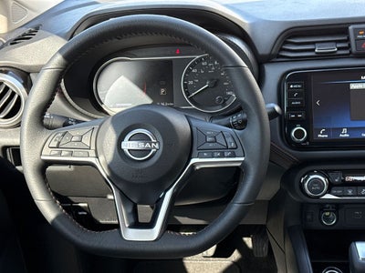 2025 Nissan Versa 1.6 SR