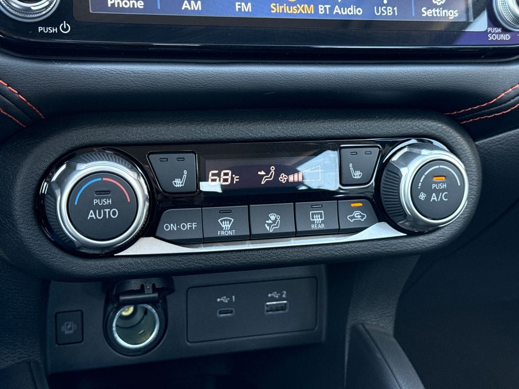 2025 Nissan Versa 1.6 SR