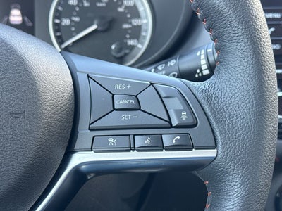 2025 Nissan Versa 1.6 SR
