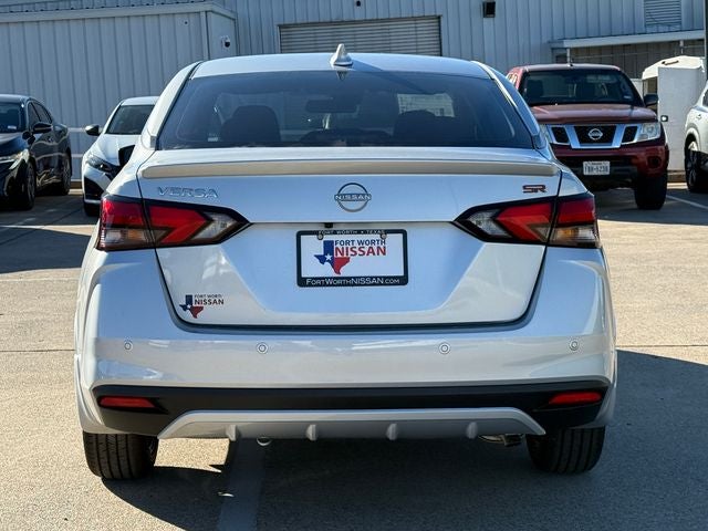 2025 Nissan Versa 1.6 SR
