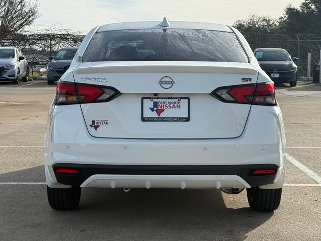 2025 Nissan Versa 1.6 SR