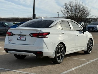 2025 Nissan Versa 1.6 SR