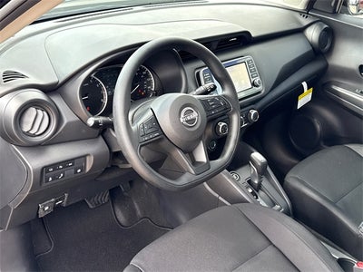 2025 Nissan Kicks Play S