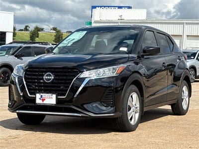 2025 Nissan Kicks Play S