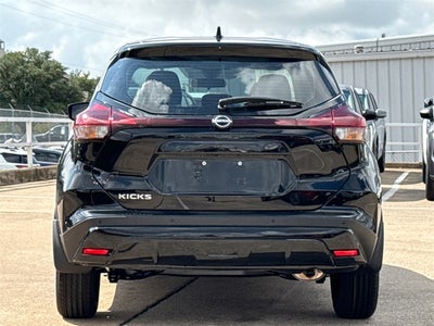 2025 Nissan Kicks Play S