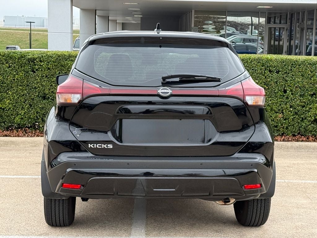 2025 Nissan Kicks Play S