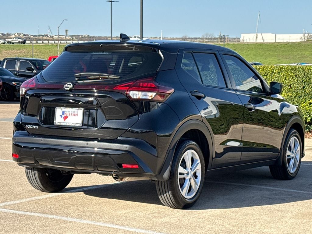 2025 Nissan Kicks Play S
