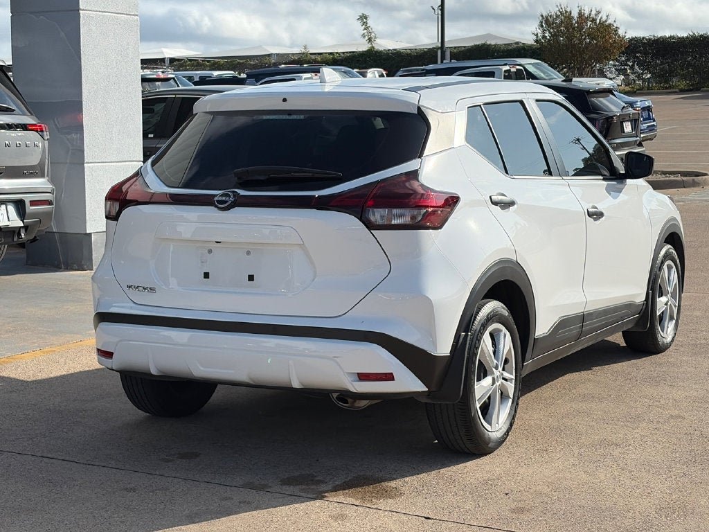 2023 Nissan Kicks S
