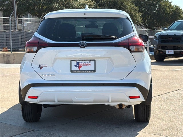 2025 Nissan Kicks Play S
