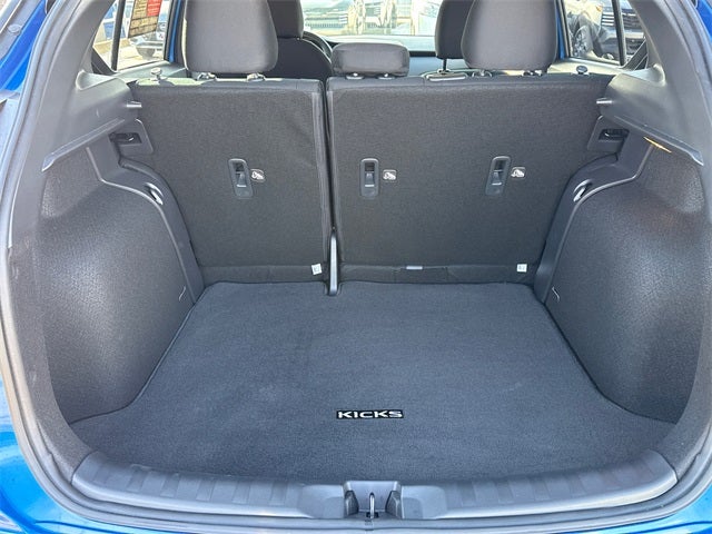 2025 Nissan Kicks Play S