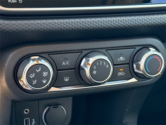 2025 Nissan Kicks Play S