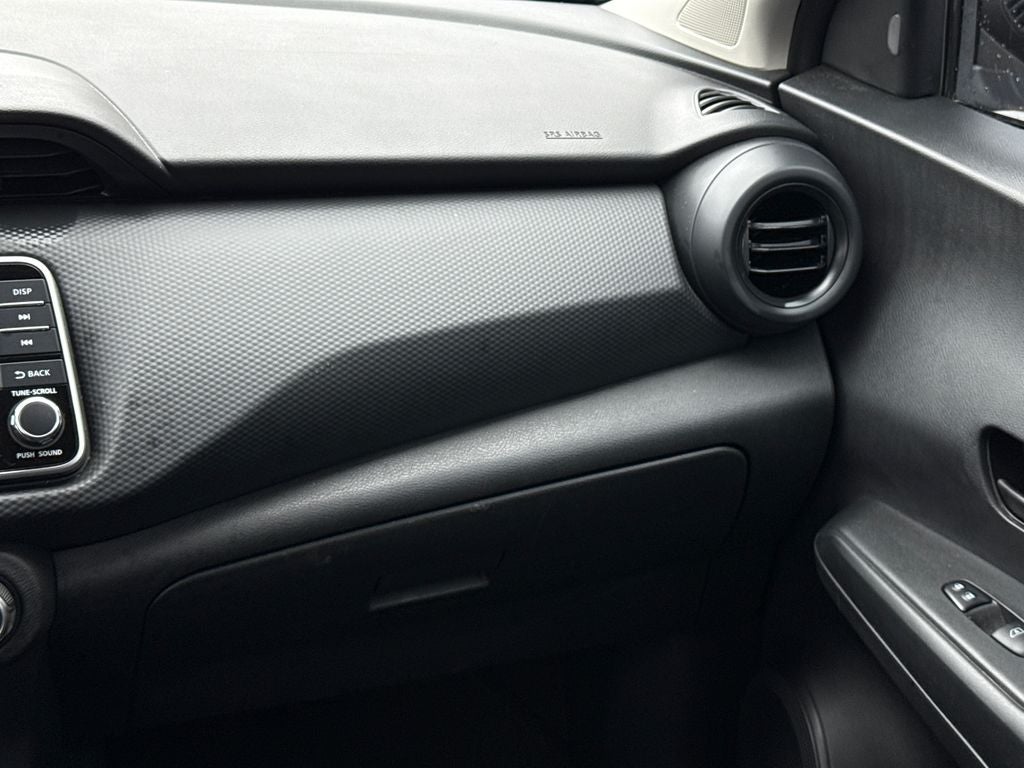 2022 Nissan Kicks S