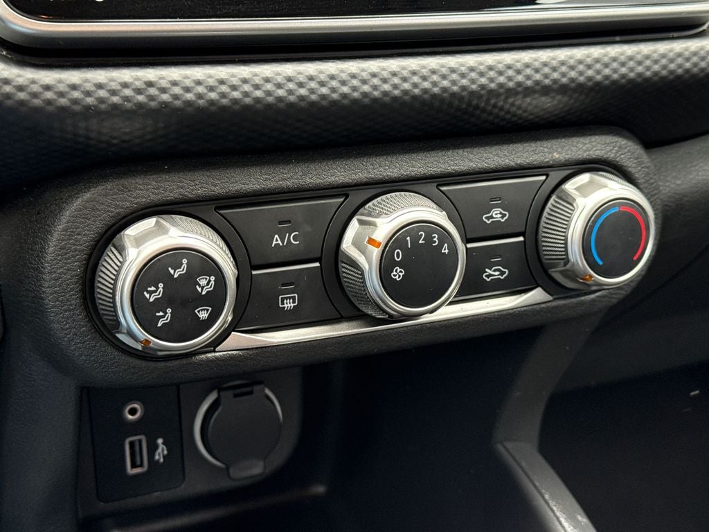 2022 Nissan Kicks S