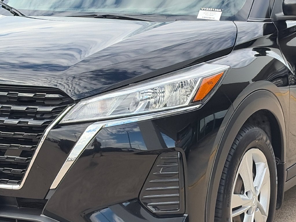 2023 Nissan Kicks S