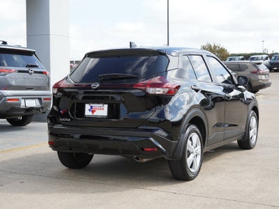 2024 Nissan Kicks S