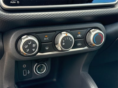 2025 Nissan Kicks Play S