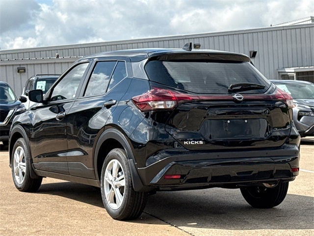 2025 Nissan Kicks Play S
