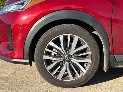 2022 Nissan Kicks SV