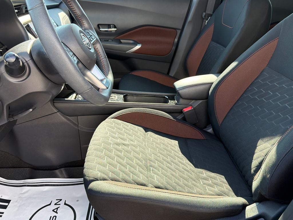 2024 Nissan Kicks SR