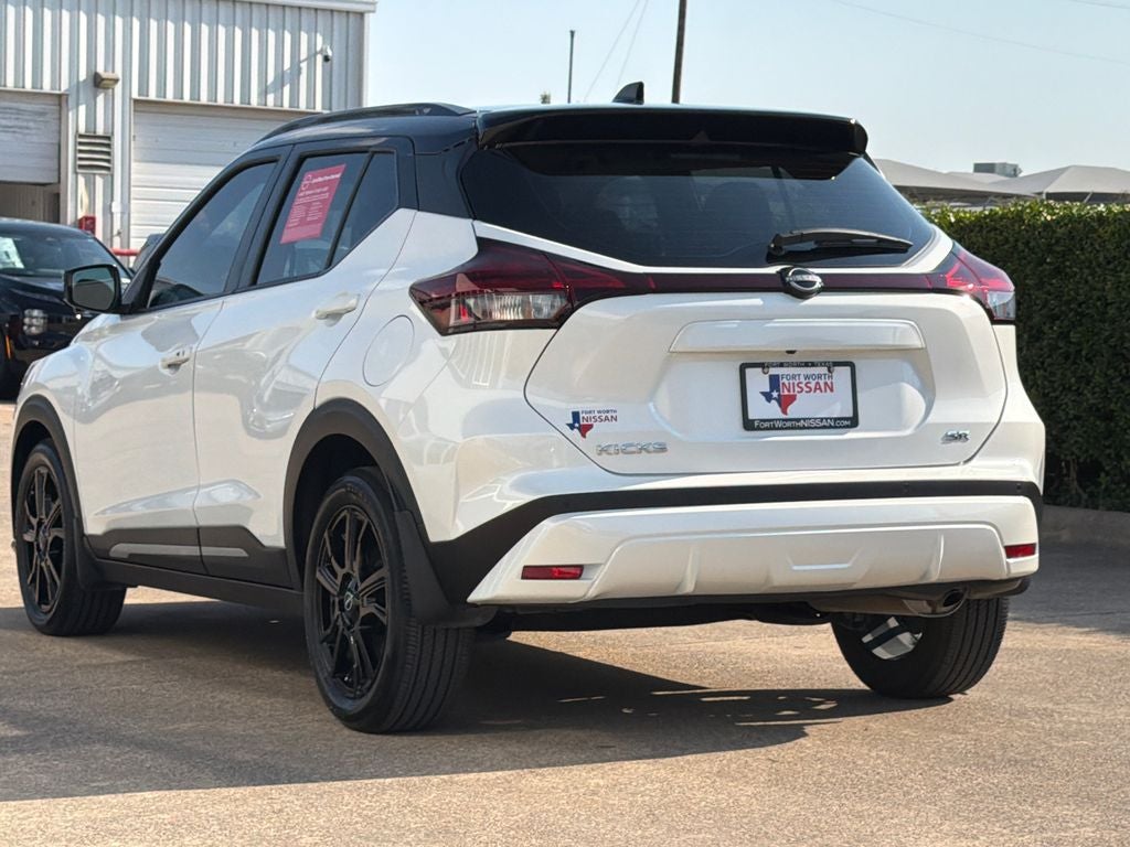 2024 Nissan Kicks SR