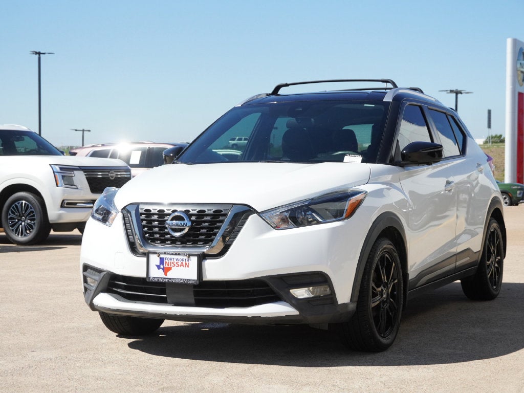 2020 Nissan Kicks SR