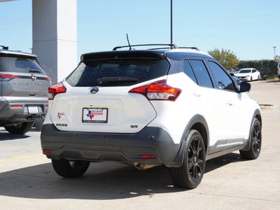 2020 Nissan Kicks SR