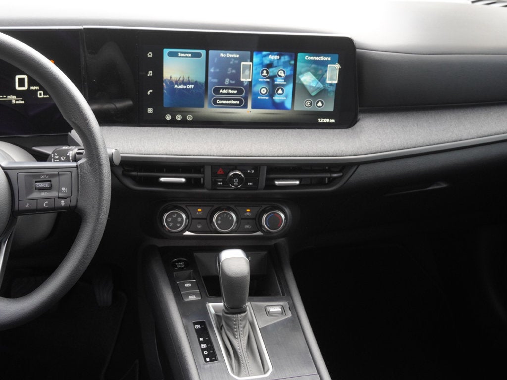 2027 Nissan Kicks S