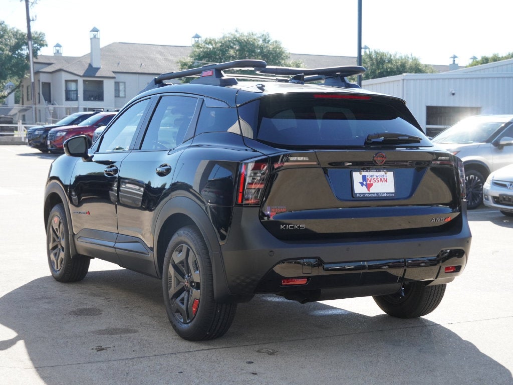 2027 Nissan Kicks SV