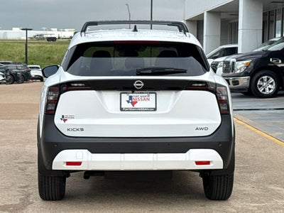 2026 Nissan Kicks SV