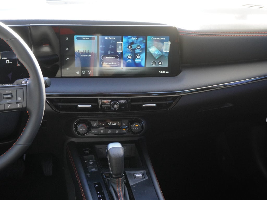 2027 Nissan Kicks SV