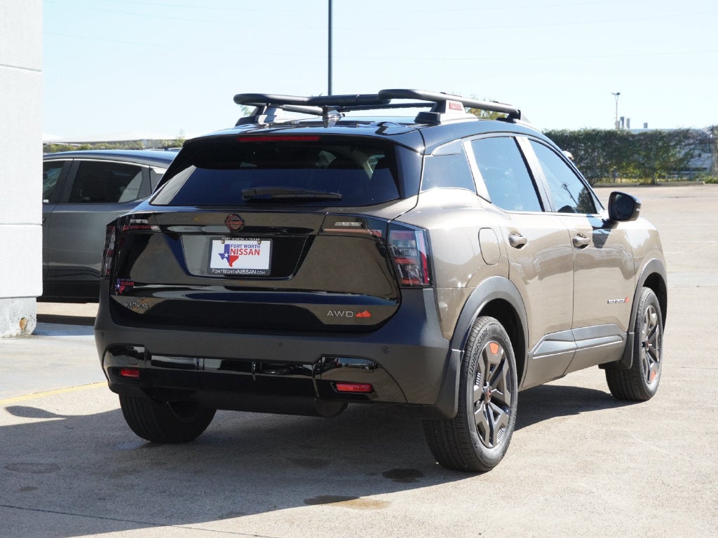 2027 Nissan Kicks SV