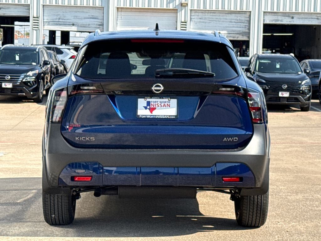 2027 Nissan Kicks SV