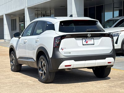 2026 Nissan Kicks SV