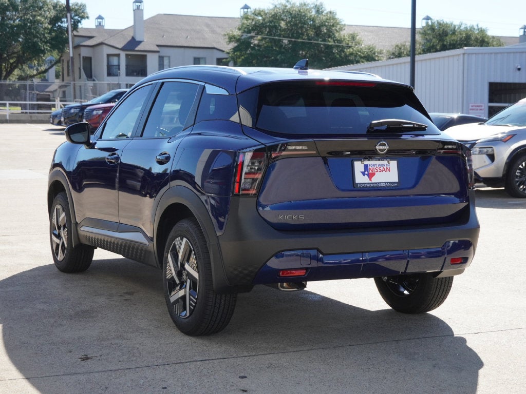 2027 Nissan Kicks SV