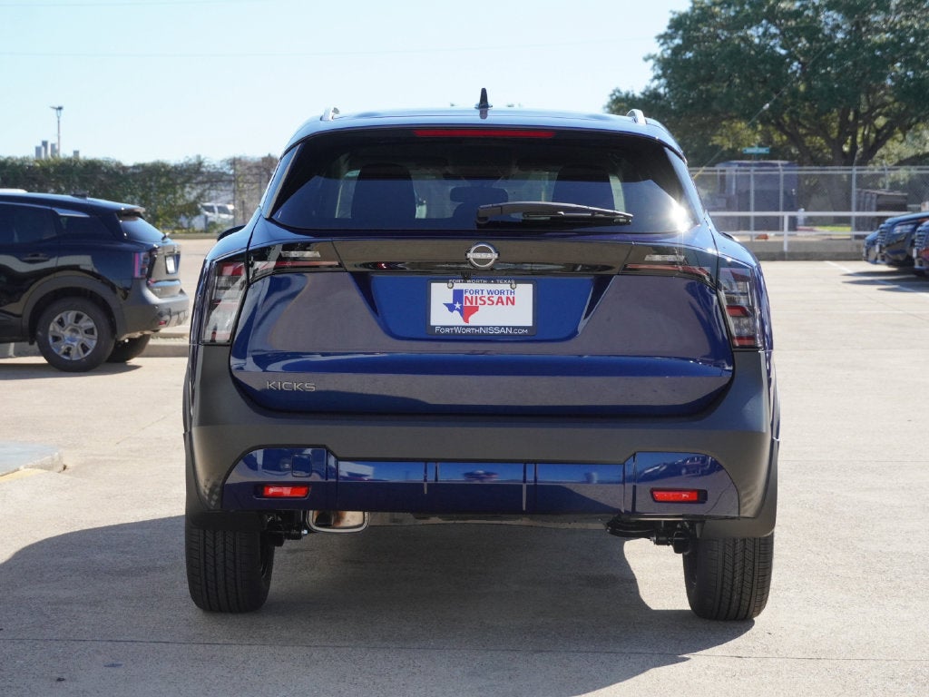 2027 Nissan Kicks SV