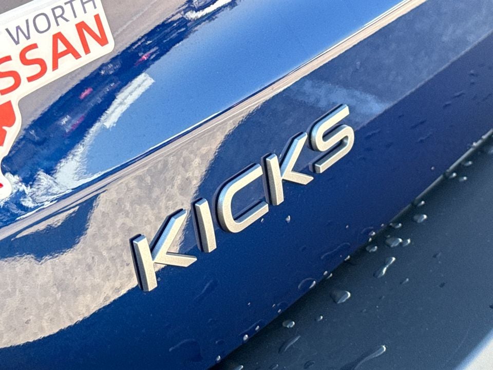 2026 Nissan Kicks SV