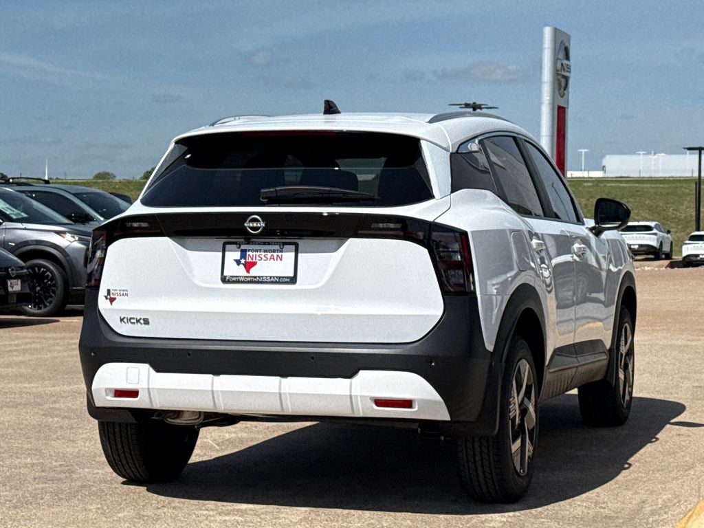 2026 Nissan Kicks SV