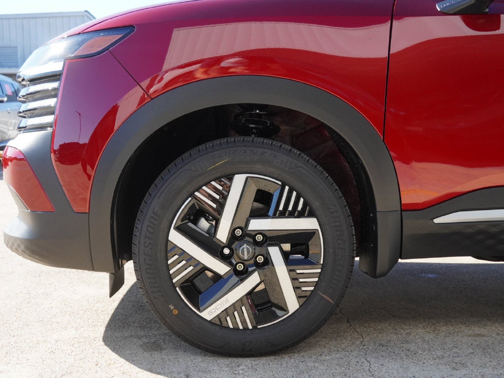 2027 Nissan Kicks SV