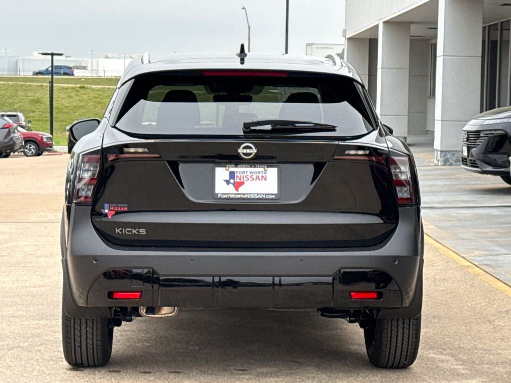 2026 Nissan Kicks SV