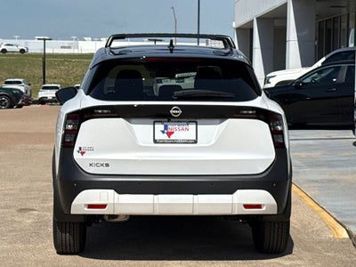 2026 Nissan Kicks SV