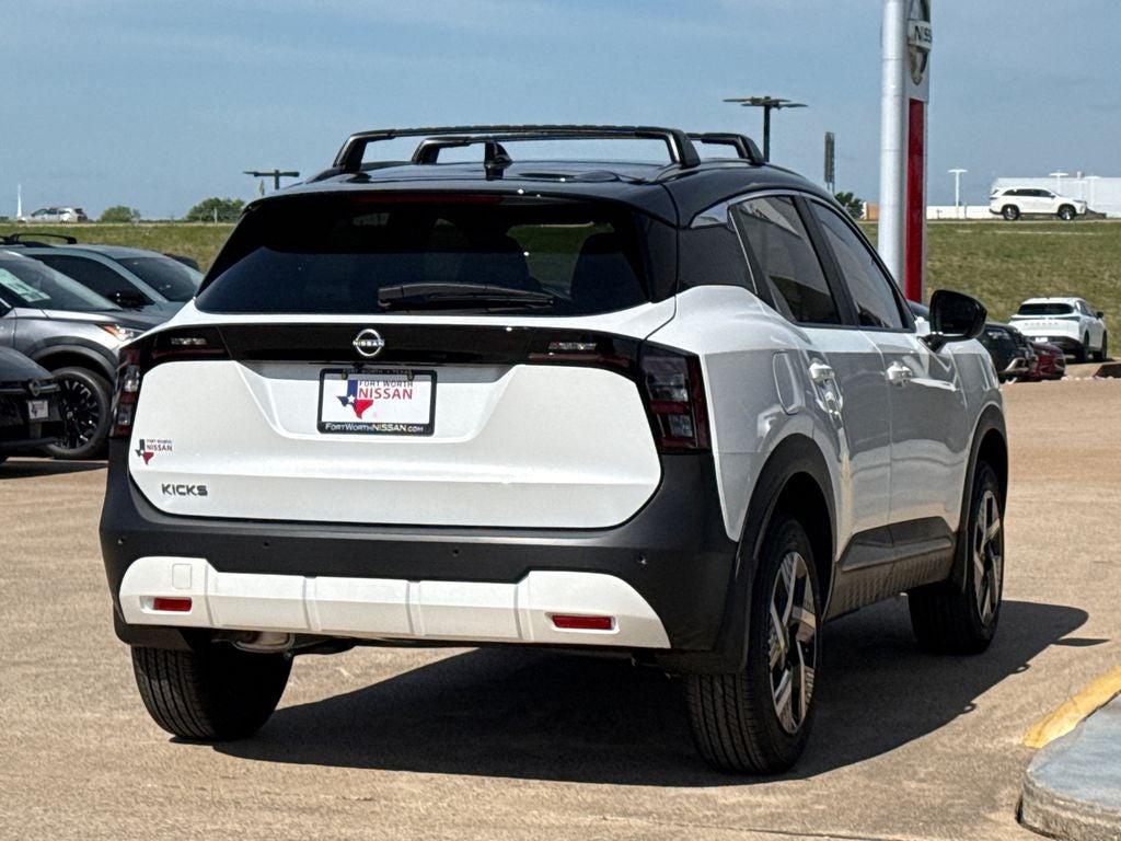 2026 Nissan Kicks SV