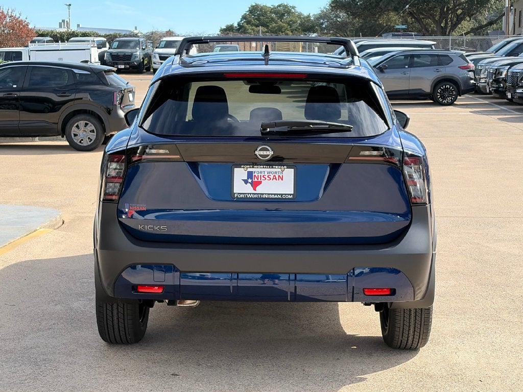2027 Nissan Kicks SV