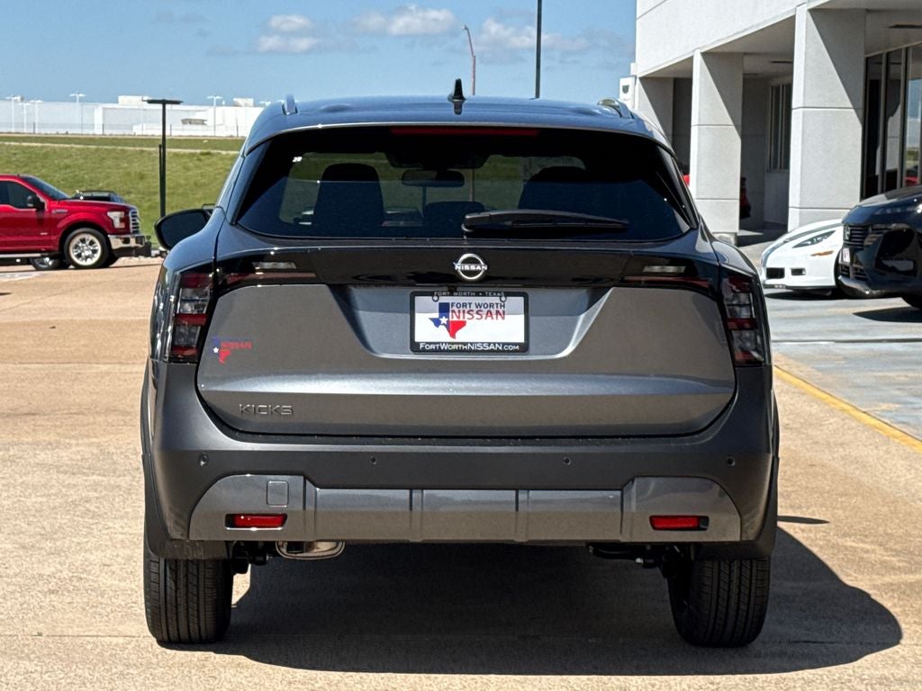 2026 Nissan Kicks SV